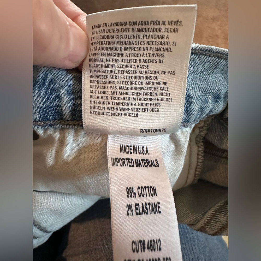 Citizens of Humanity Elsa Mid Rise Slim Fit Crop Jean - Picture 12 of 13